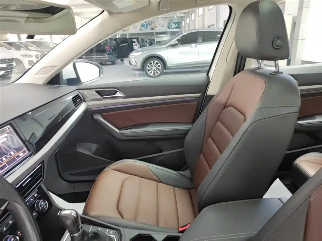 Volkswagen Lavida 2019 280TSI DSG Luxury Edition China VI фото 25