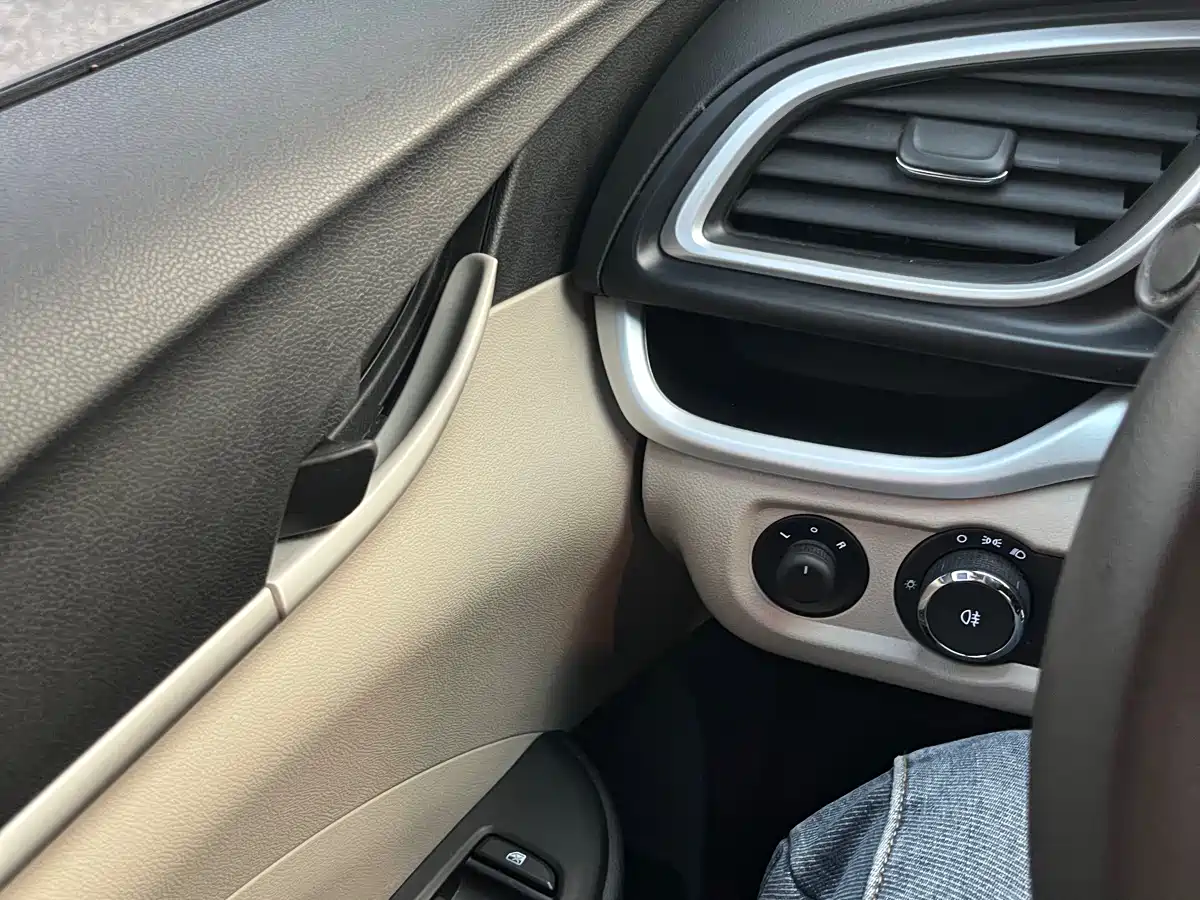 Buick Excelle 2016 15N Automatic Progressive фото 18
