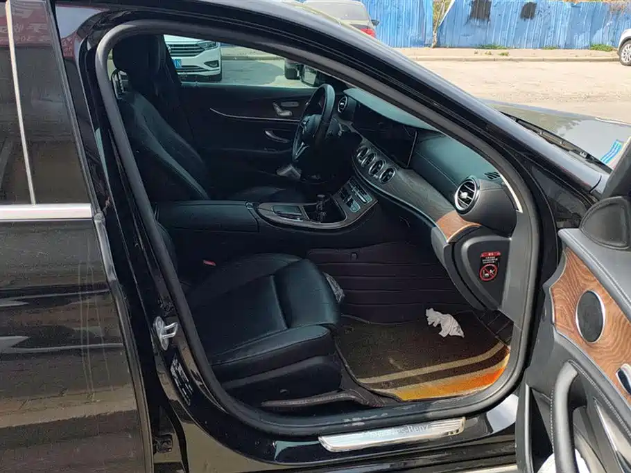 Mercedes-Benz E-Class 2019 E 260 L фото 8