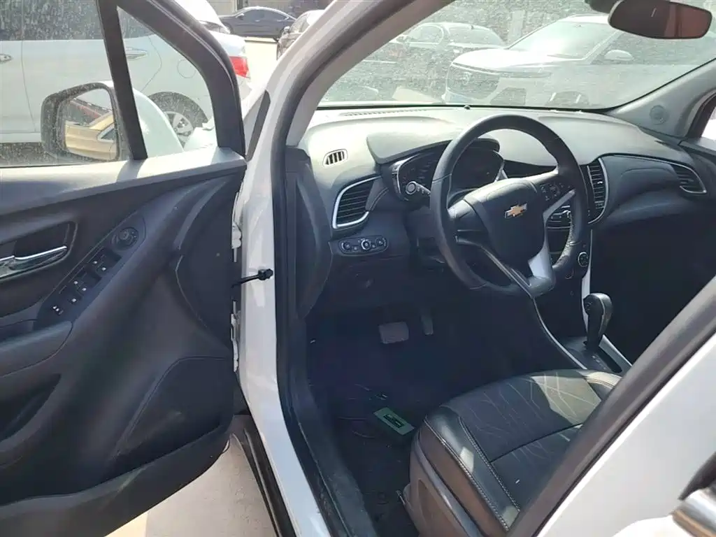 Chevrolet Trax 2017 1.4T Automatic 2WD Luxury фото 12