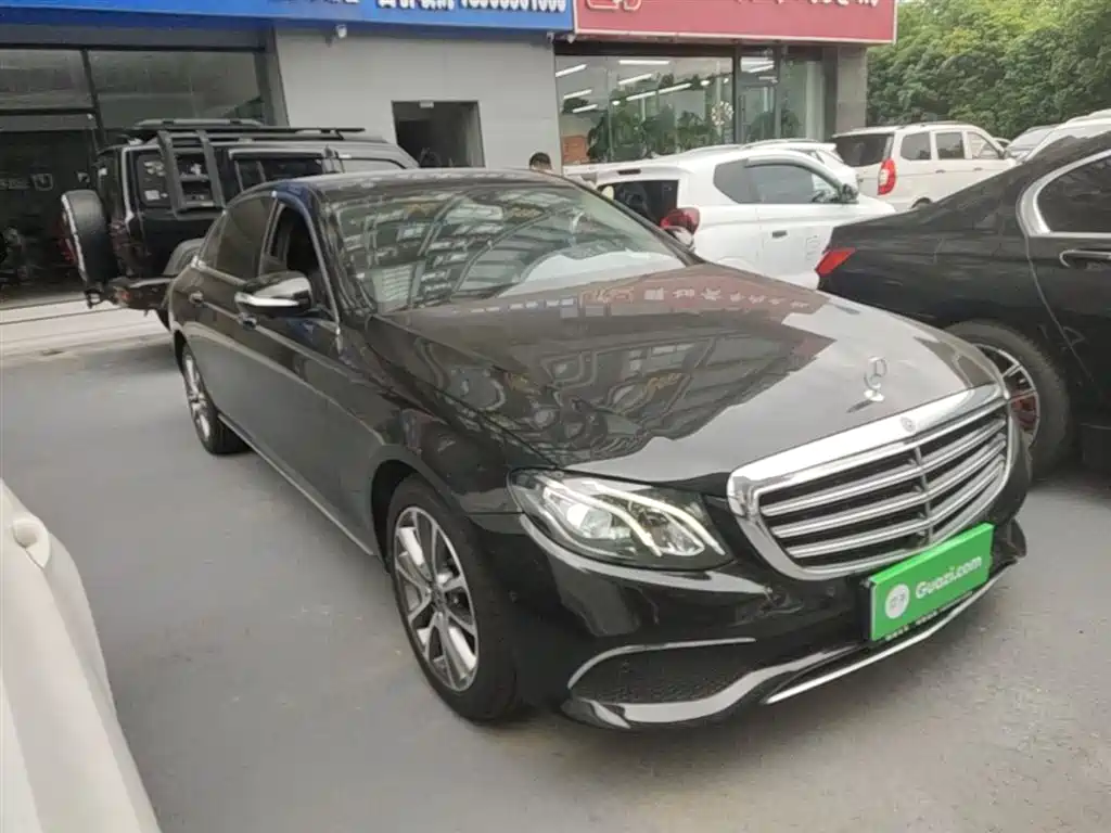 Mercedes-Benz E-Class 2019 E 300 L Fashion фото 4