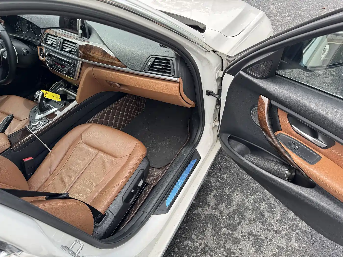 Фото 15 - BMW 3 Series