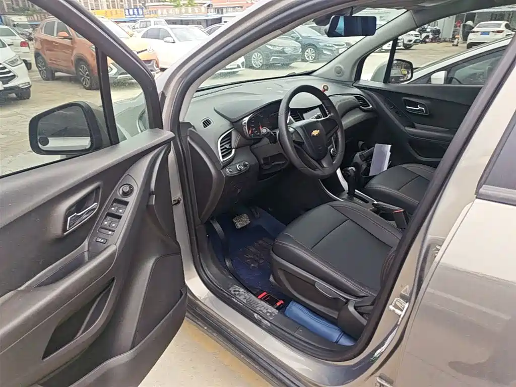 Chevrolet Trax 2018 330T Automatic 2WD Elite фото 16