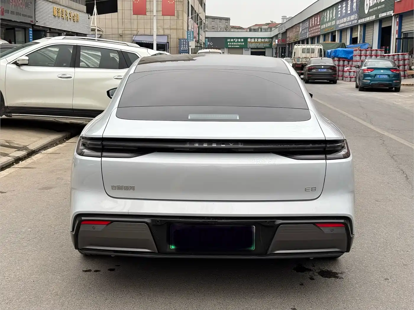 GEELY GALAXY GALAXY E8