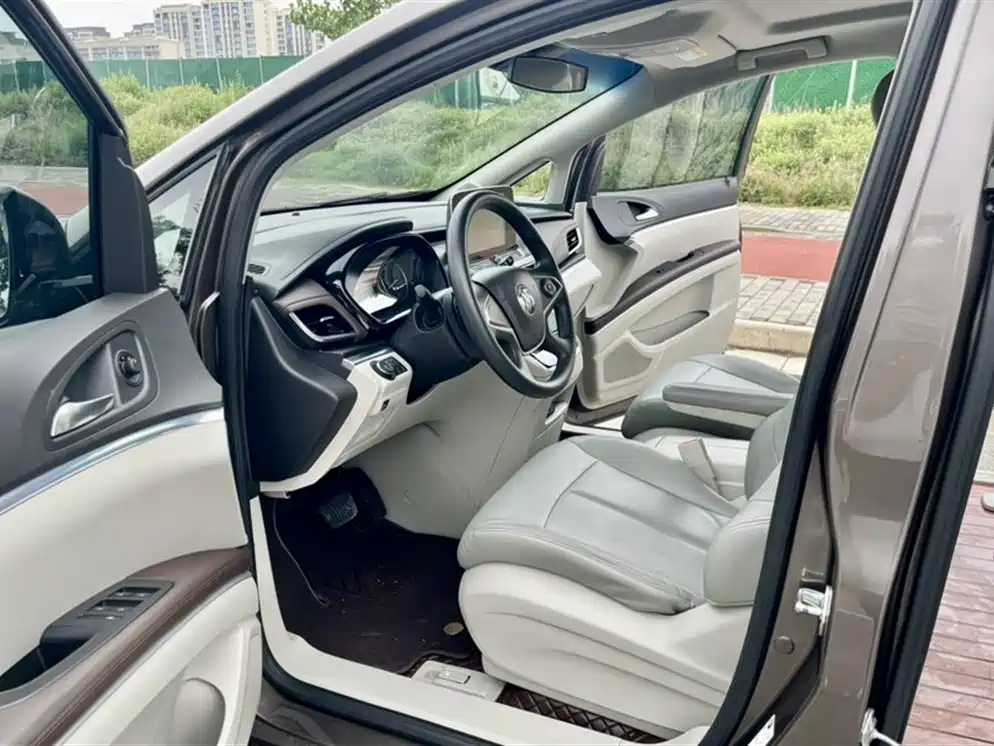 Buick GL8 2022 Land Business Class 652T Comfort фото 7