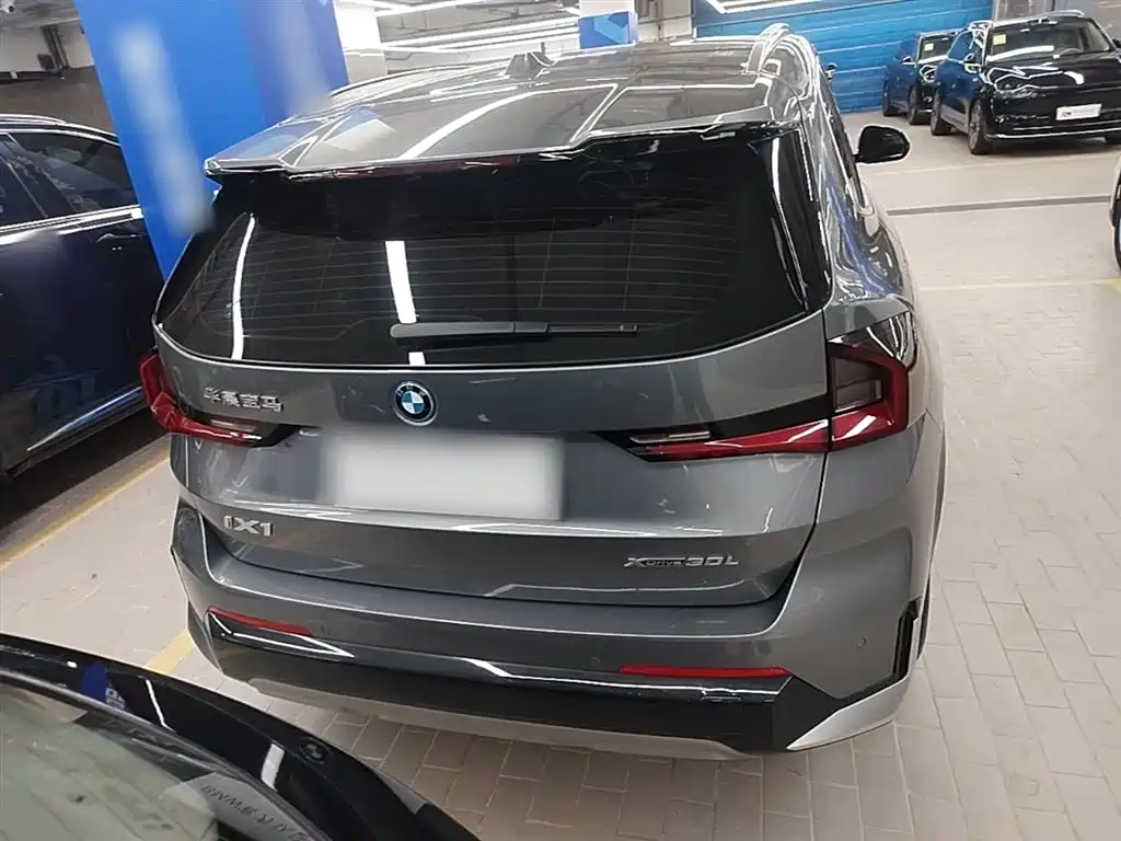 BMW iX1 2023 xDrive30L X Design Package фото 6