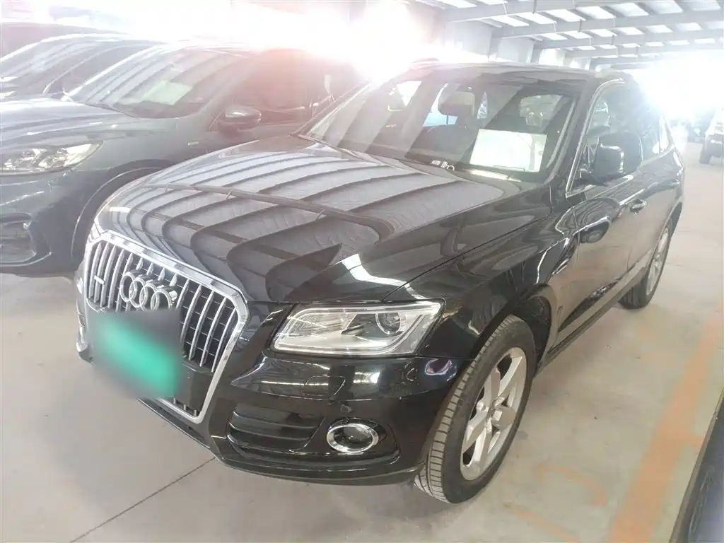 Audi Q5 2016 40 TFSI Technology Model