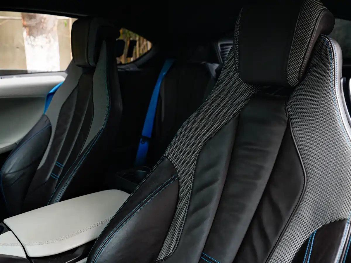 BMW i8 2014 Standard фото 9