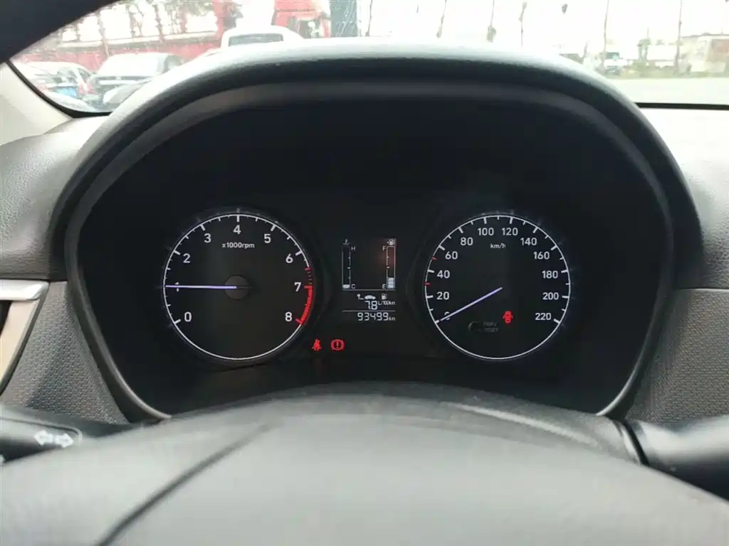 HYUNDAI RENA