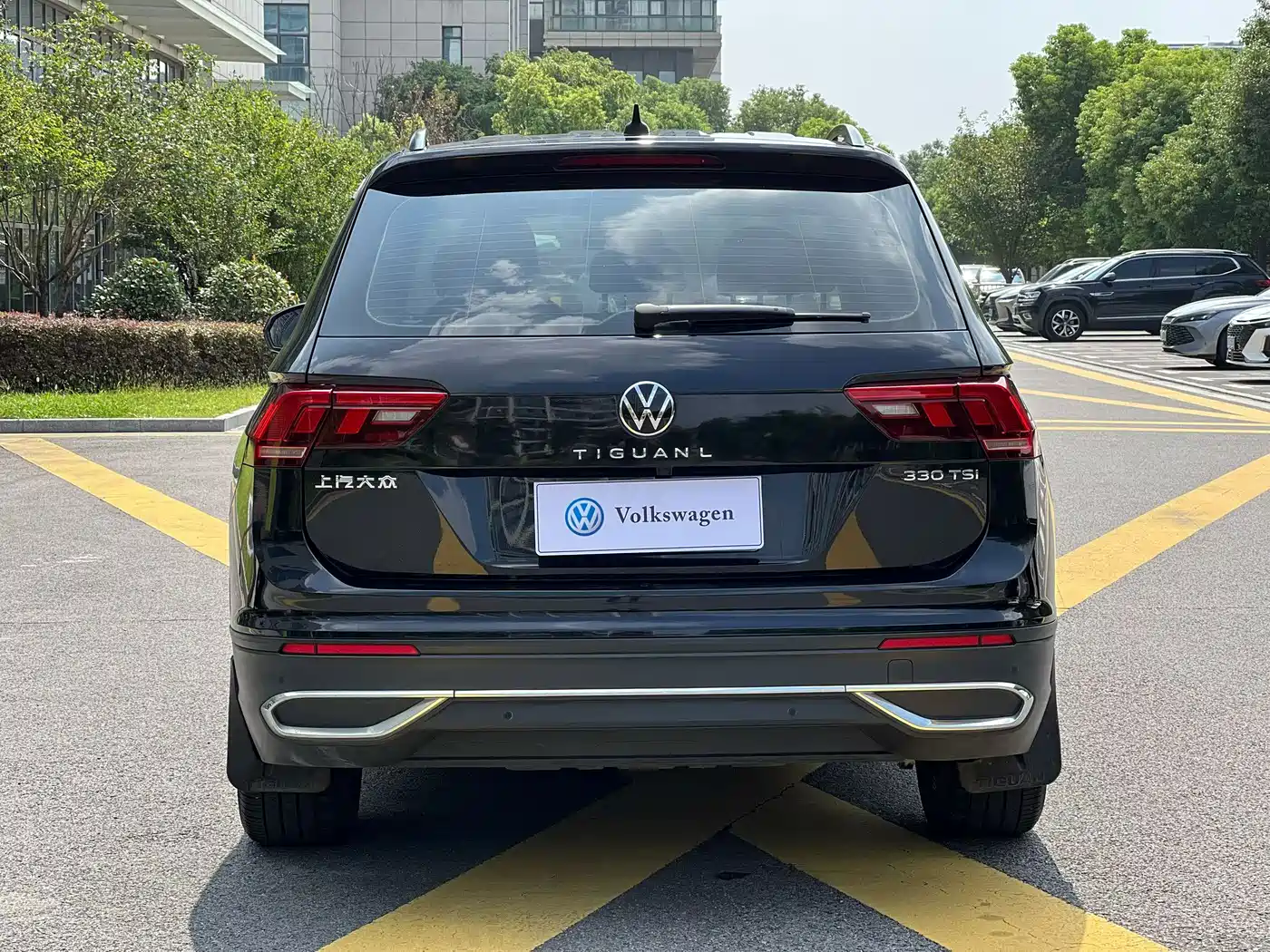 Фото 4 - Volkswagen Tiguan L