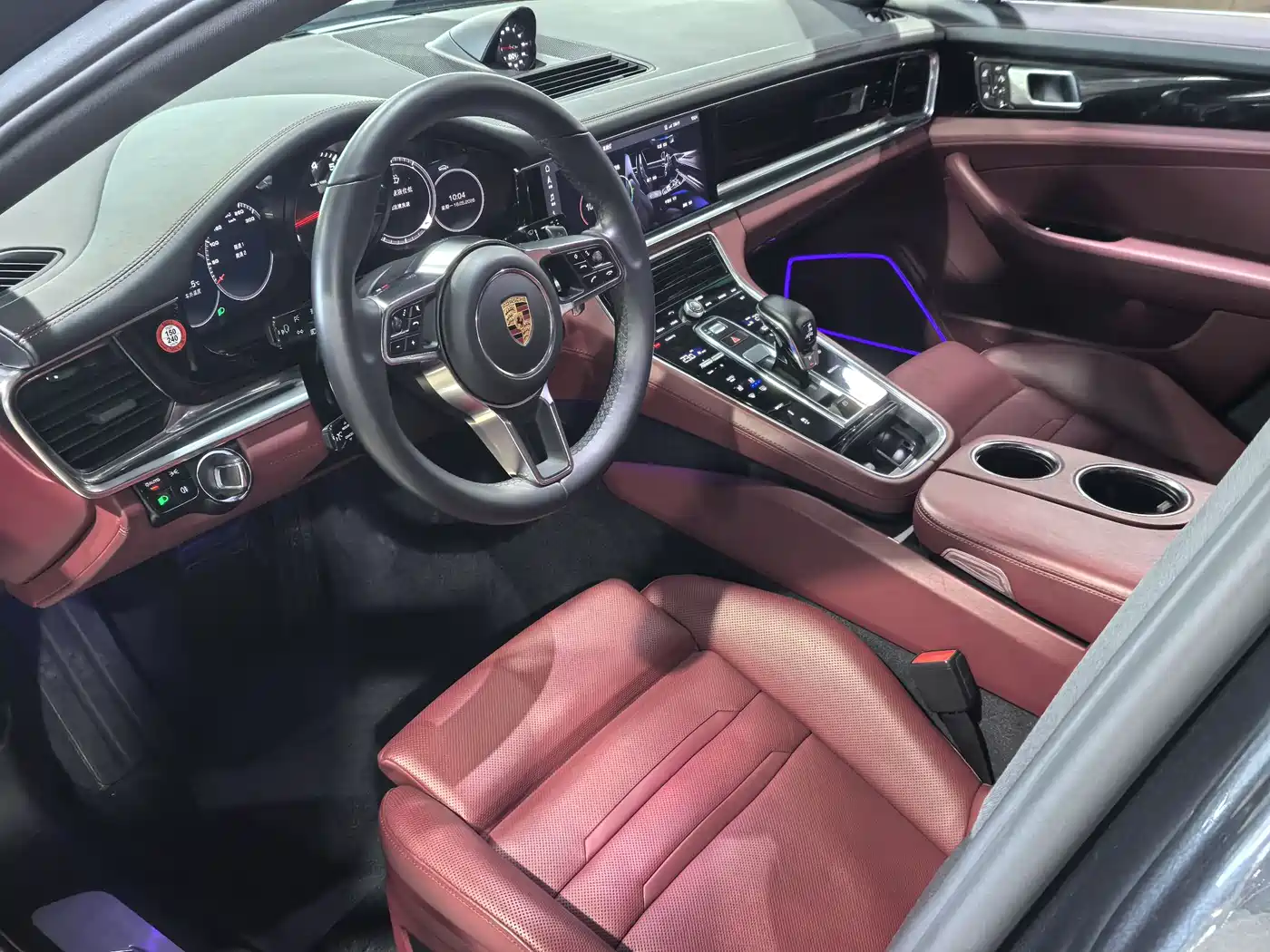 Porsche Panamera 2019 Panamera 4 Executive Long Wheelbase 2.9T фото 7
