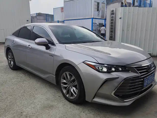 Toyota Avalon 2019 Hybrid 2.5L Luxury Edition China VI — фото 3