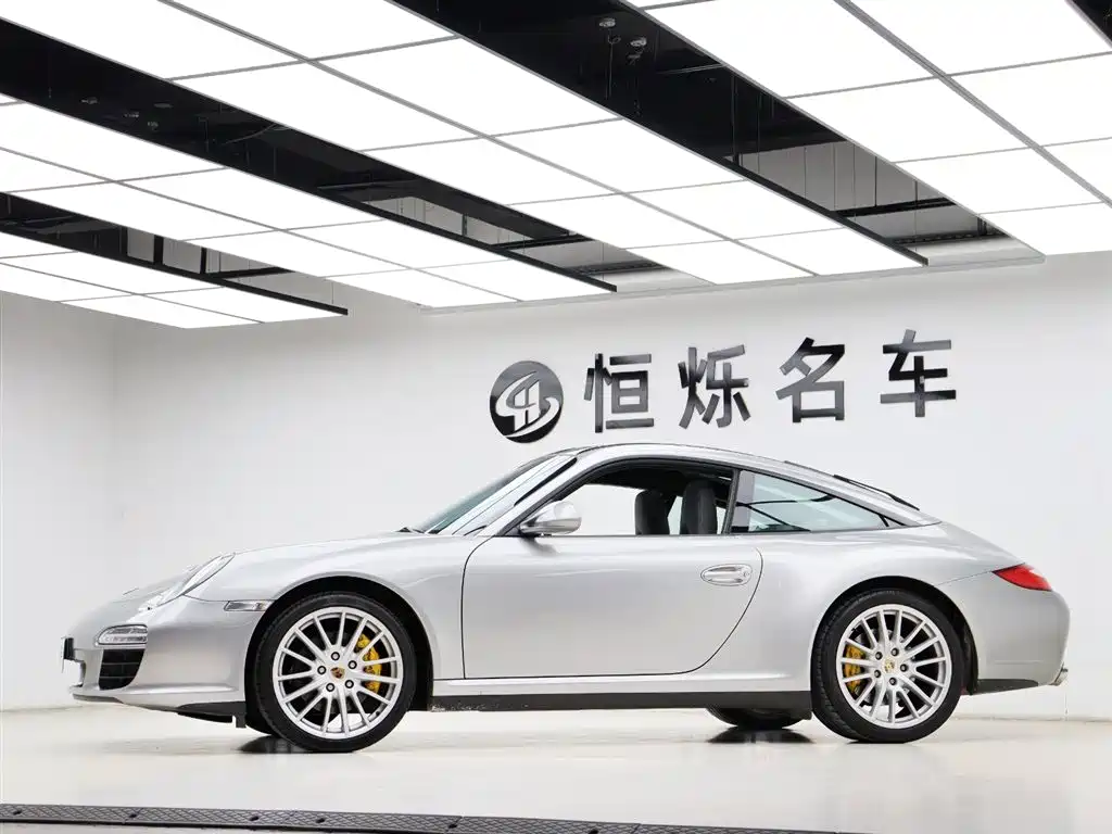 Porsche 911 2010 Targa 4 3.6L фото 29