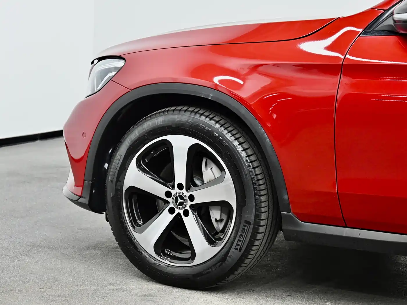 Mercedes-Benz GLC Coupe 2019 GLC 200 4MATIC Coupe SUV фото 20
