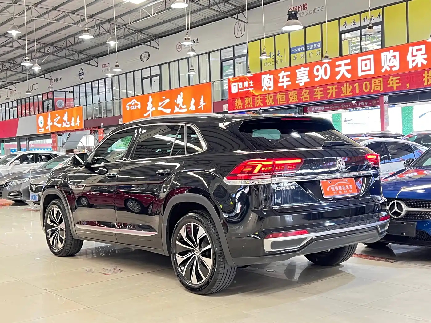 Volkswagen Teramont 2020 Teramont X 380TSI 4WD Premium Luxury фото 4