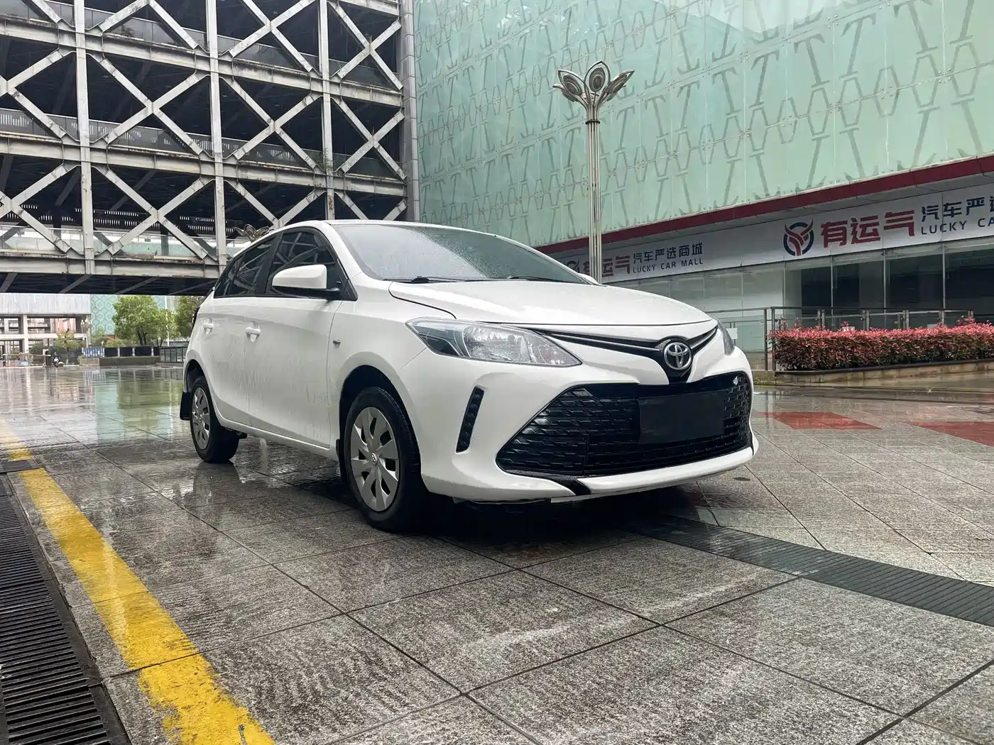 Toyota Vios FS 2019 1.5L CVT Fengchi Edition фото 3