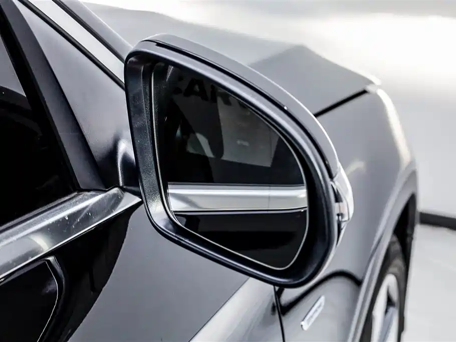 Mercedes-Benz GLC 2022 Facelift GLC 300 L 4MATIC Dynamic Collector's Edition фото 26
