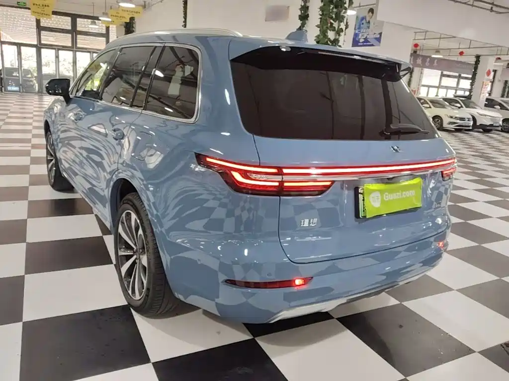 Фото 23 - Li Auto Li ONE