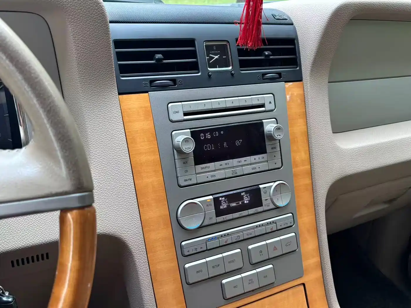 Lincoln Navigator 2009 2010 5.4L AWD