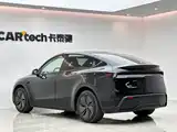 Photo 3 - Tesla Model Y