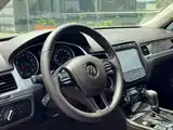 Фото 15 - Volkswagen Touareg