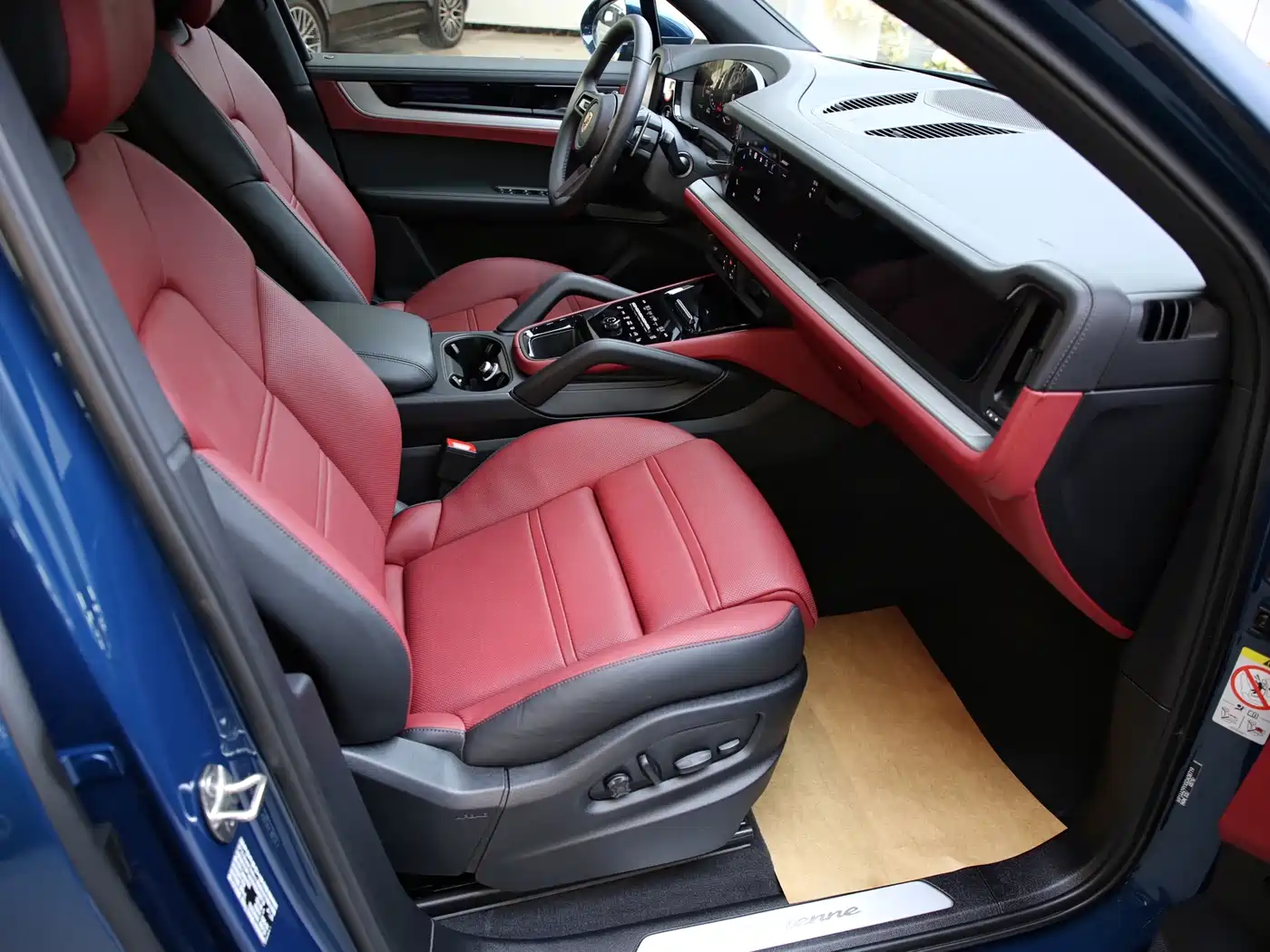 Porsche Cayenne 2025 Cayenne 3.0T Dream Chaser Edition фото 4