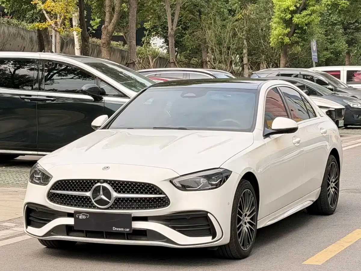 Фото 1 - Mercedes-Benz C-Class