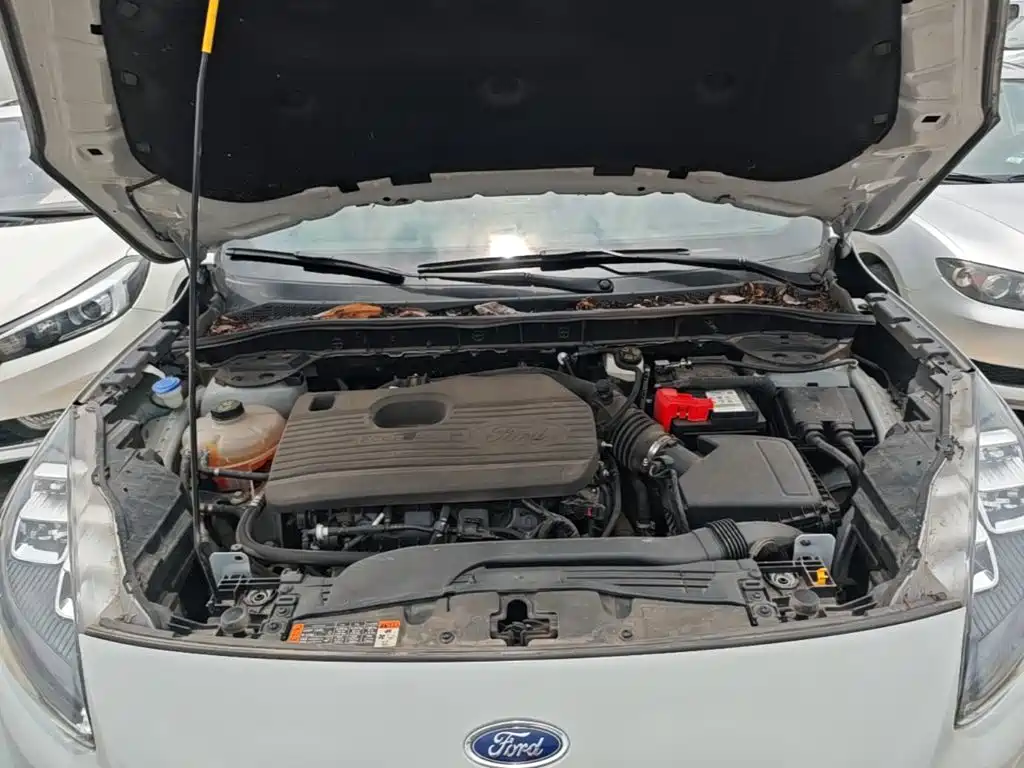 Ford Escape 2023 2024 Model EcoBoost 245 4WD ST-Line Pro