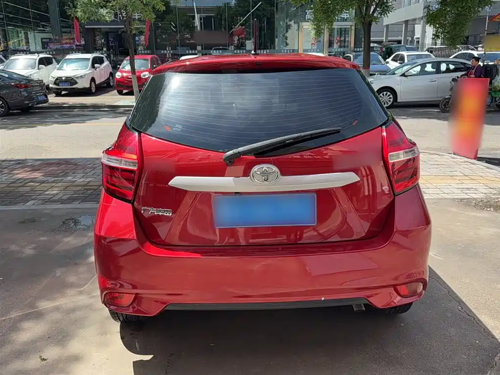 Toyota YARiS L Zhi Xuan 2016 Facelift 1.5E CVT Charming Edition фото 6