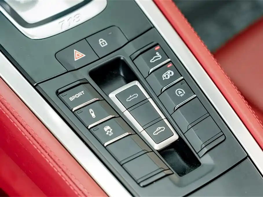 Porsche 718 2024 2022 Boxster 2.0T