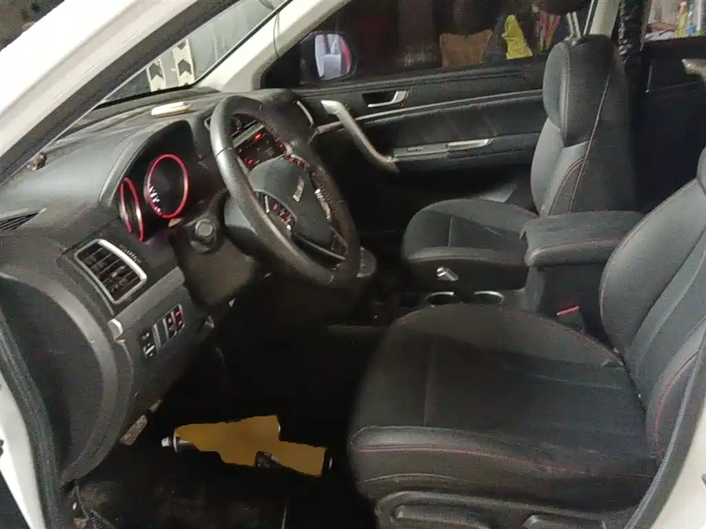 Haval M6 2017 1.5T Automatic 2WD Elite фото 15