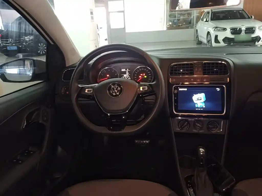 Volkswagen Polo 2018 1.5L Auto Comfort фото 11