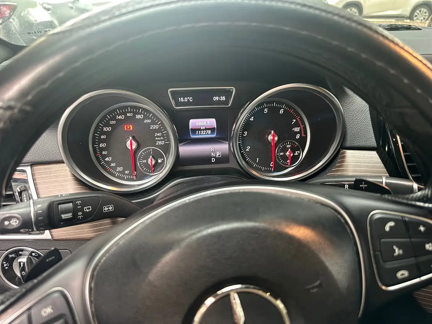 Mercedes-Benz GLE 2017 GLE 320 4MATIC Luxury фото 6