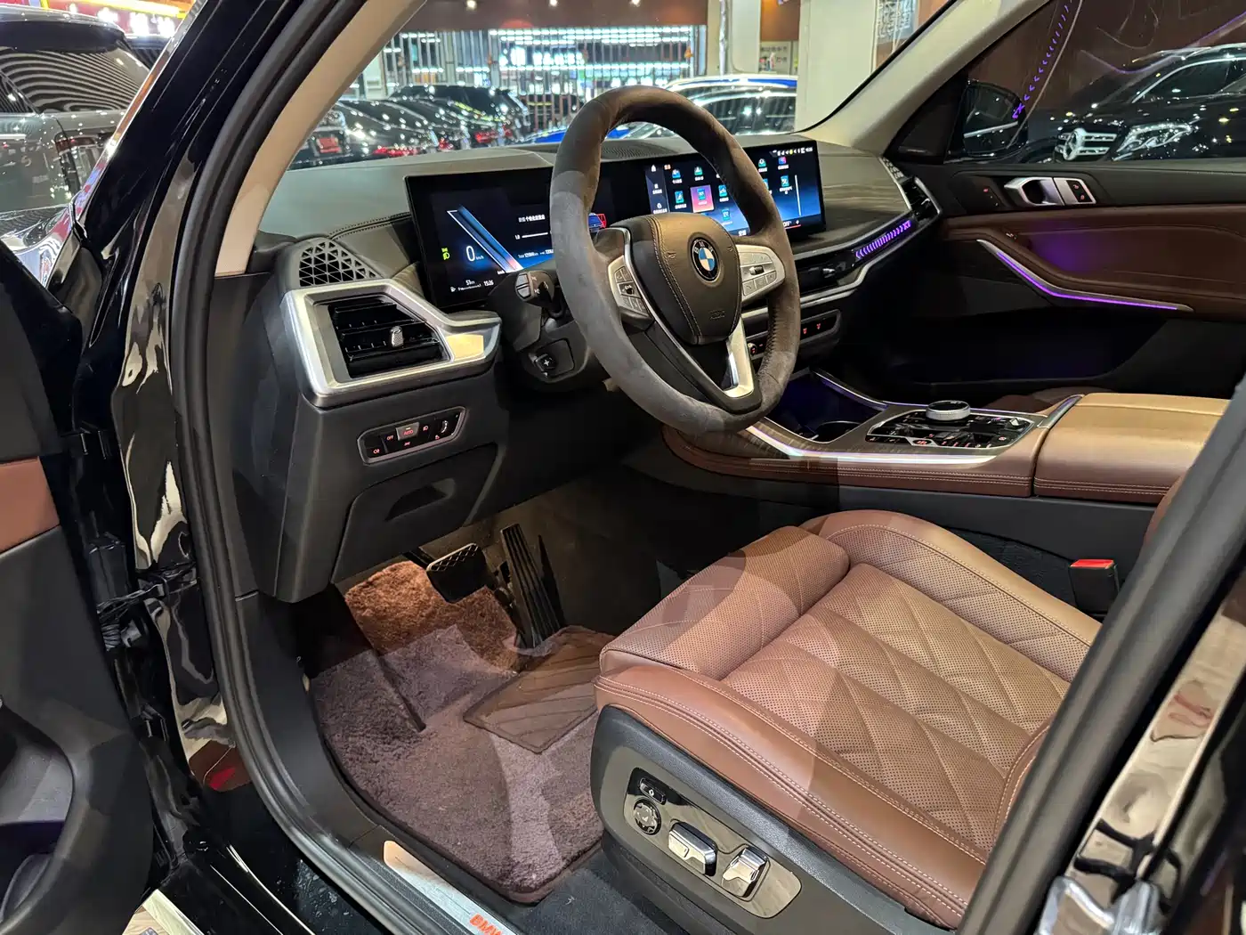 BMW X7 2023 xDrive40i Leading Luxury Package фото 9