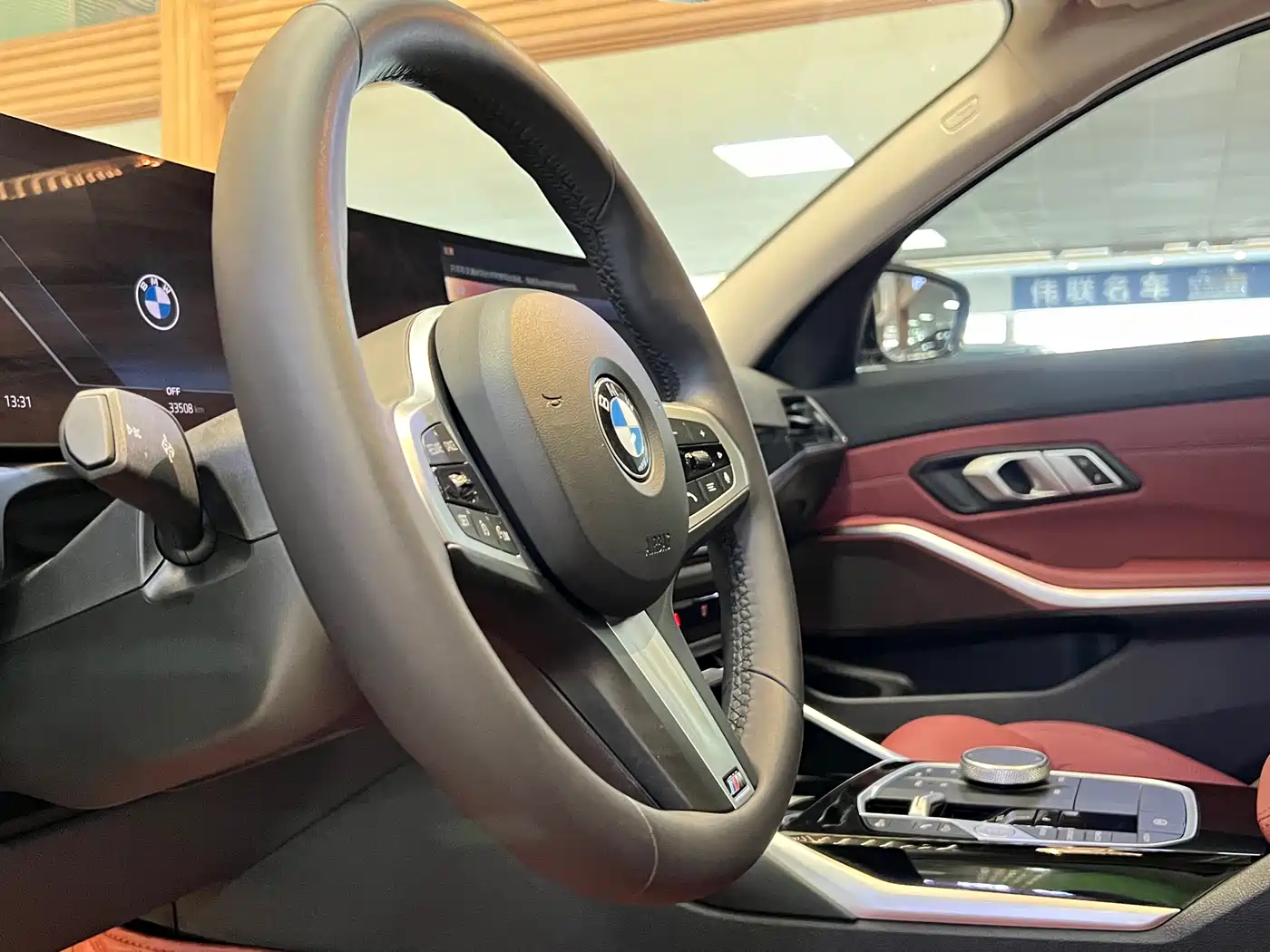 BMW 3 Series 2024 320Li M Sport Package фото 7