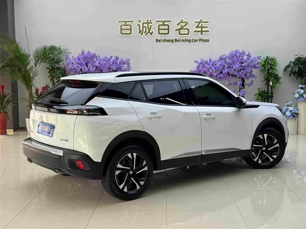 Peugeot 2008 2023 2022 230THP THE ONE