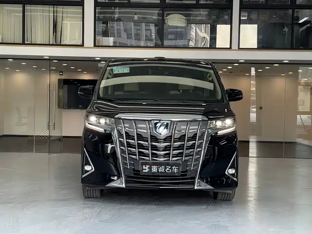 Toyota Alphard 2020 Hybrid 2.5L Premium Edition — фото 2