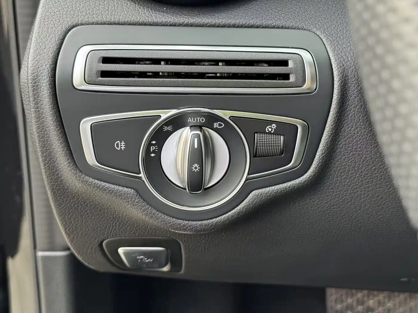 Mercedes-Benz C-Class 2021 C 260 L Sport Starry Exclusive Edition фото 21