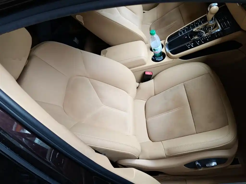 Porsche Macan 2016 Macan 2.0T фото 25