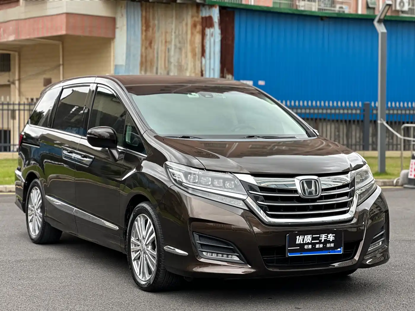 Honda Elysion 2016 2.4L Ultimate Edition фото 3