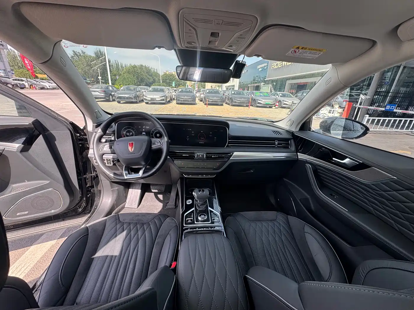 Hongqi HS5 2023 2.0T AWD Flag Enjoy Pro Edition фото 16