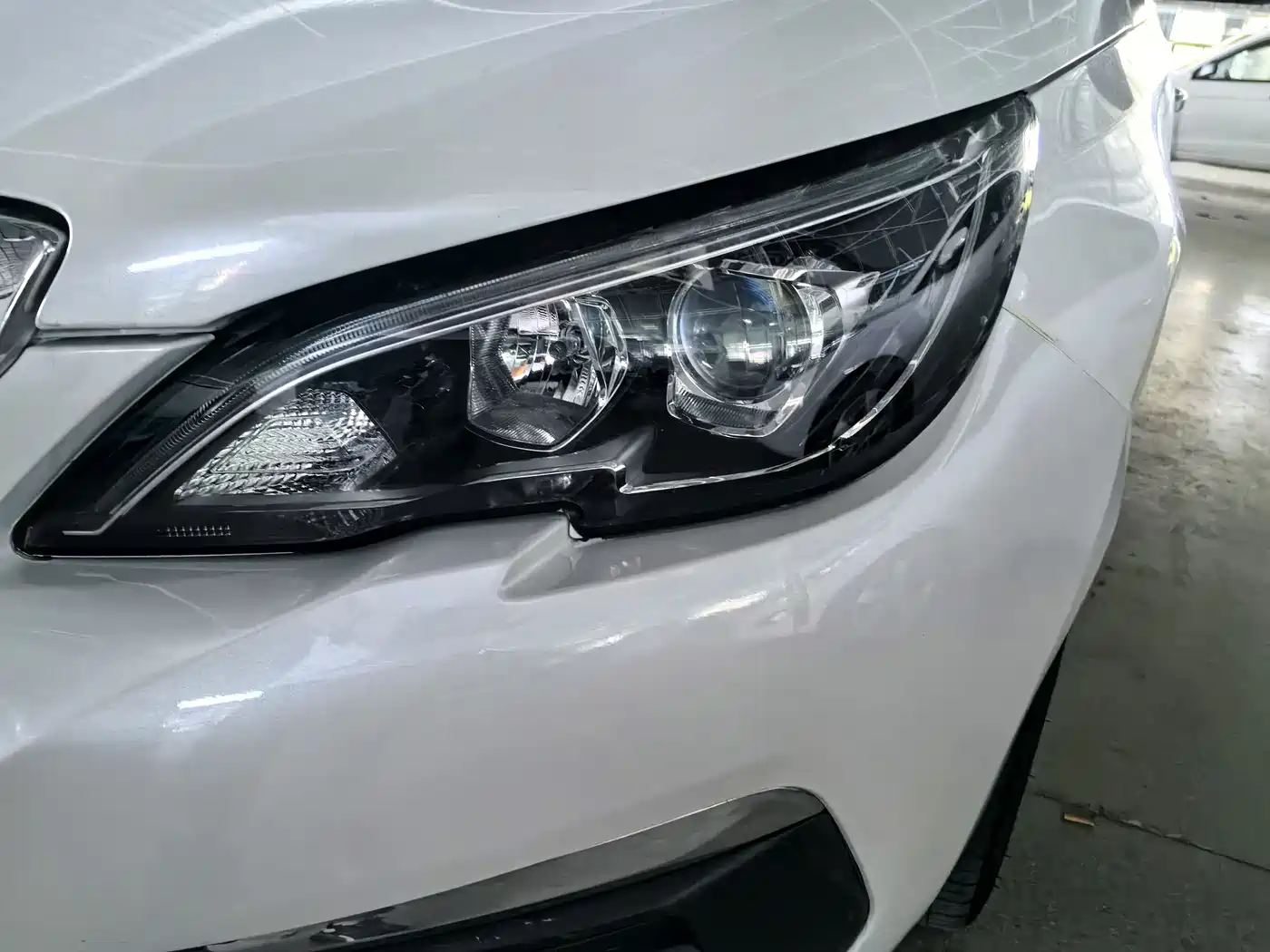 Peugeot 308 2016 1.6L Automatic Luxury фото 5