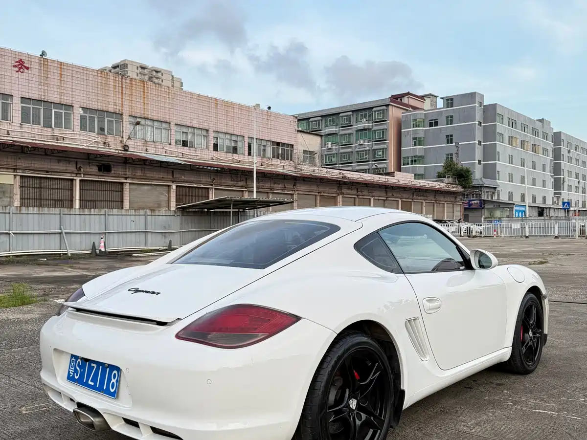 Porsche Cayman 2010 2009 Cayman 2.9L