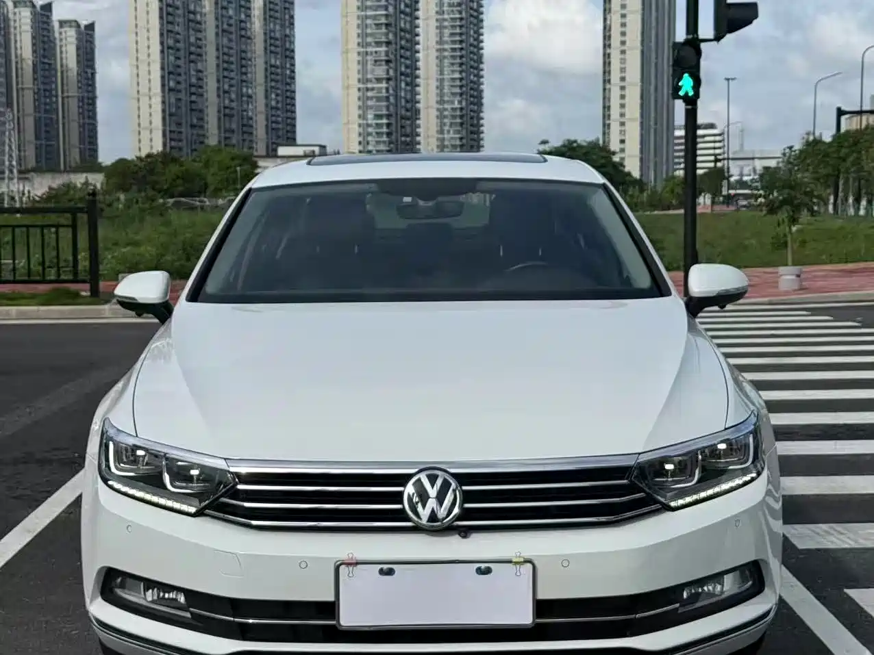 Фото 2 - Volkswagen Magotan