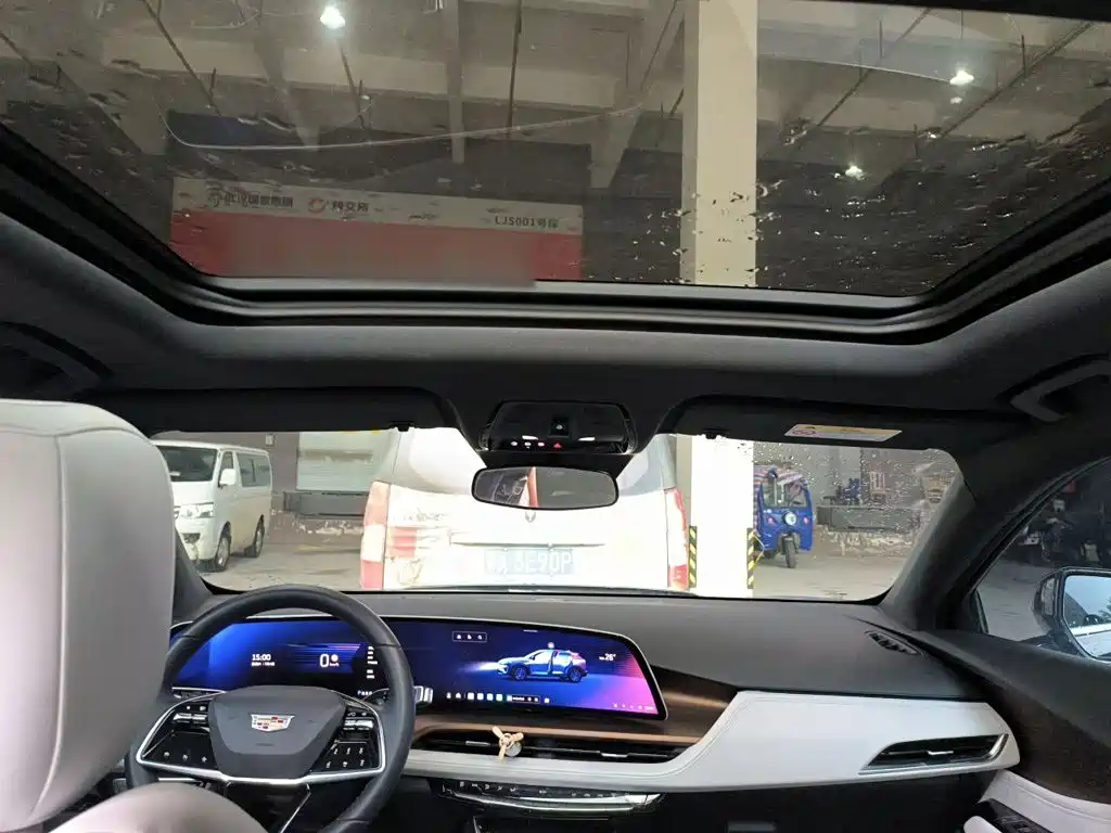 Cadillac GT4 2024 2023 25T Trend Edition