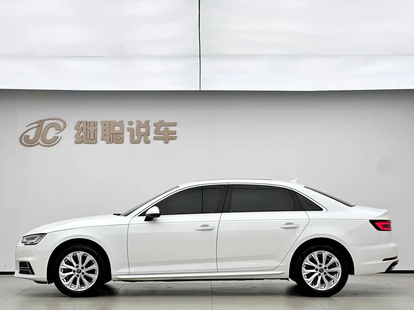 Audi A4L 2019 40 TFSI Progressive (China VI) фото 13