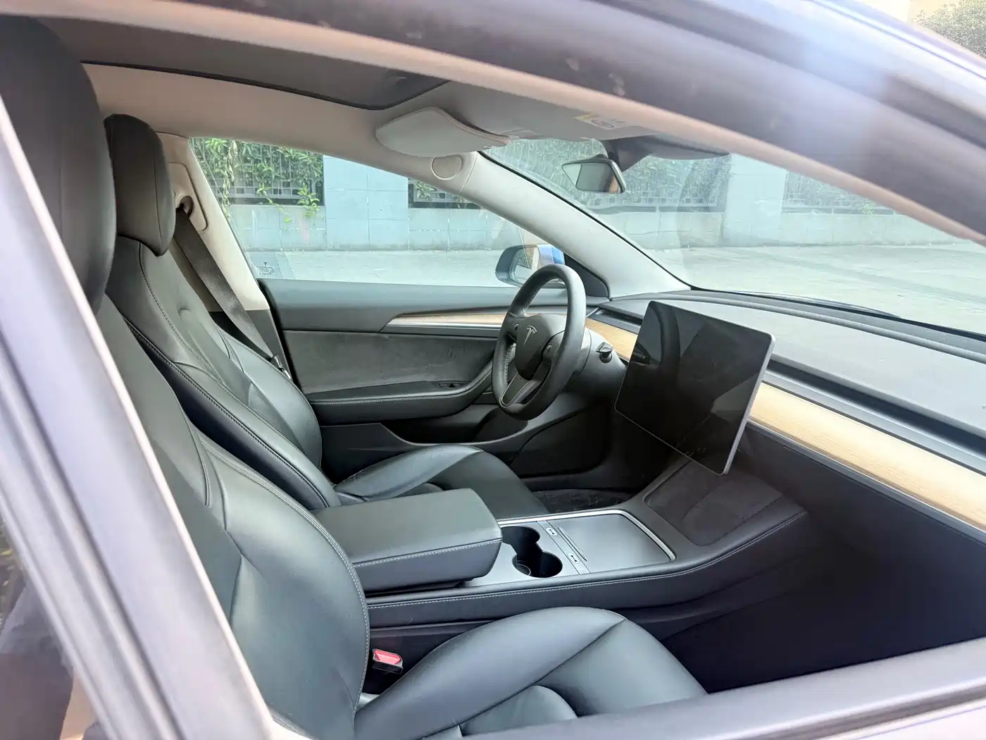 صورة 7 - Tesla Model 3