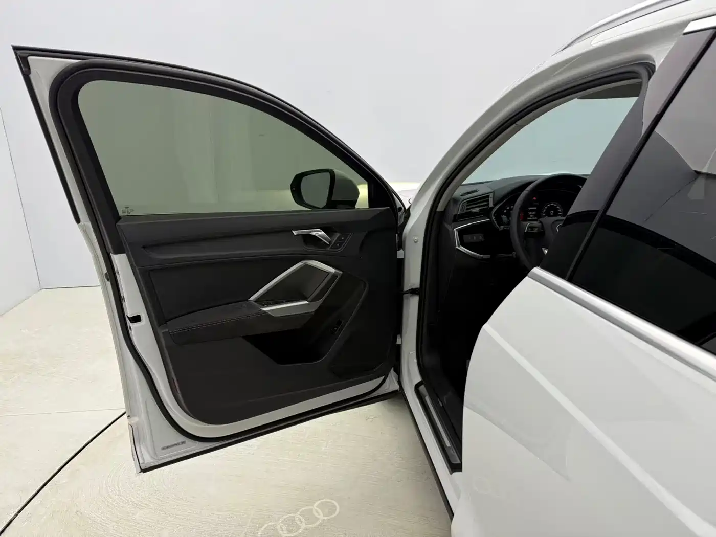 Audi Q3 2022 35 TFSI Progressive Dynamic фото 19