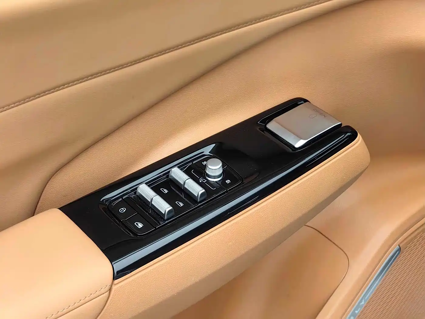 GEELY GALAXY GALAXY L7