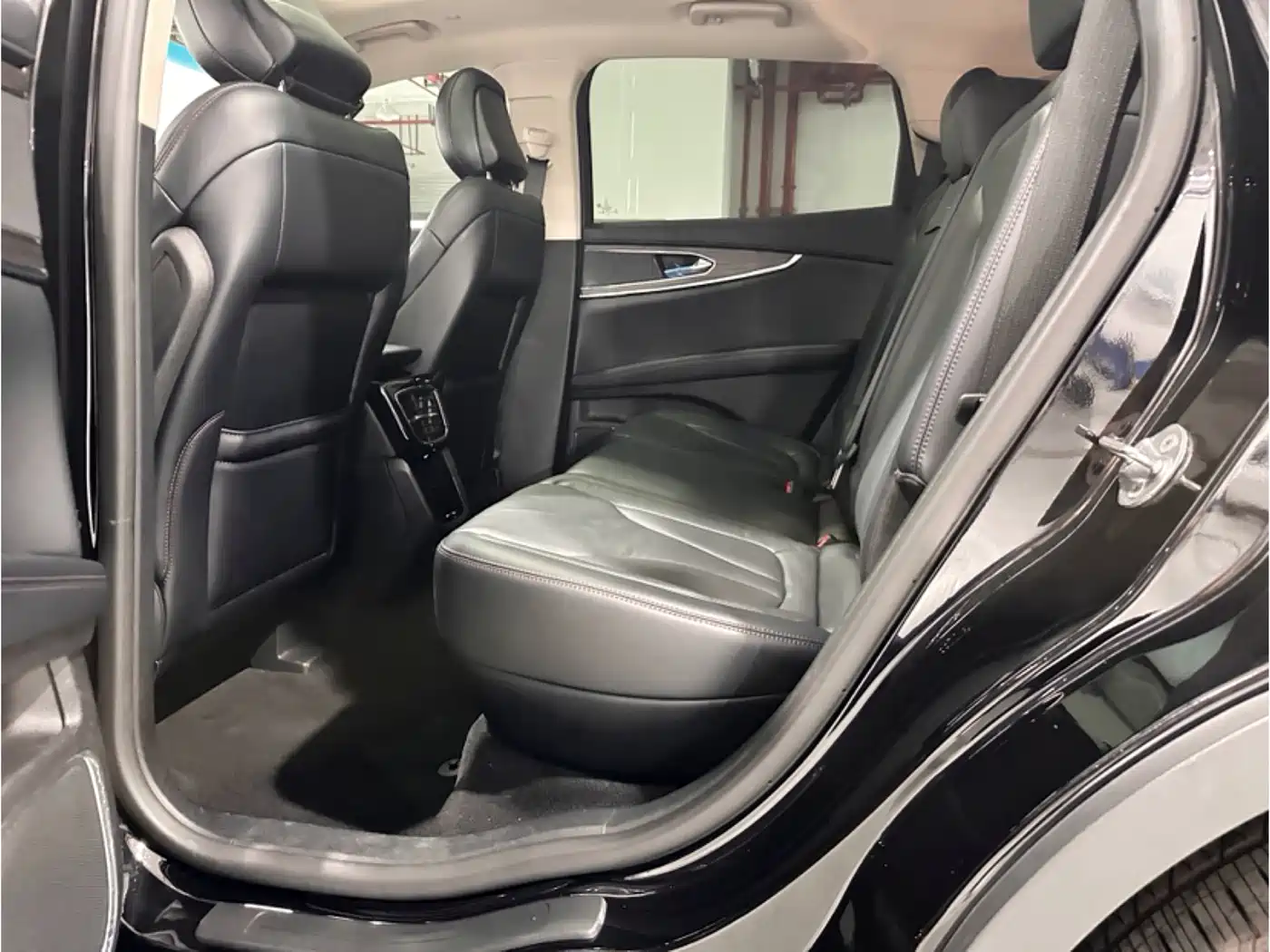 Lincoln Nautilus 2021 2.0T AWD Exclusive Edition фото 13